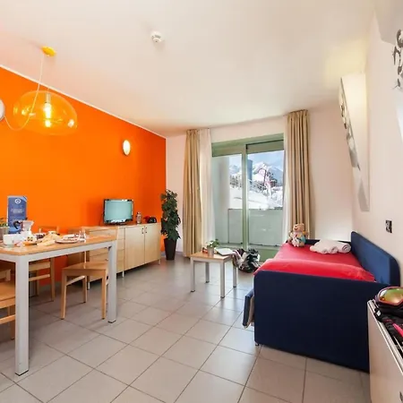 Appartamento Teleo Vacanze - Olympisches Dorf By Interhome Sestriere